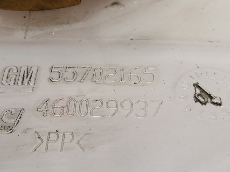 Recambio de deposito expansion para opel corsa d innovation referencia OEM IAM 55702165 460029937 