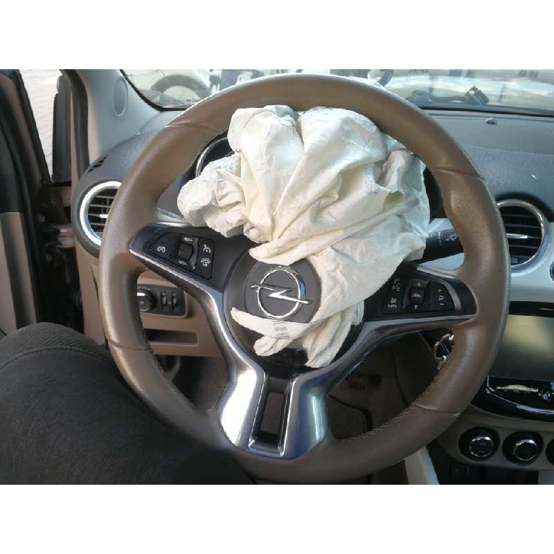 Recambio de volante para opel adam glam ecoflex referencia OEM IAM 622359310A  