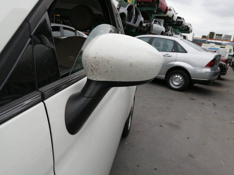 Recambio de retrovisor izquierdo para fiat 500 cabrio (150) lounge referencia OEM IAM 021046  