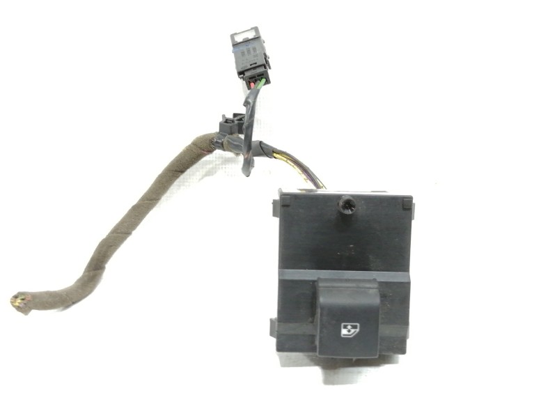 Recambio de mando elevalunas delantero derecho para opel adam glam ecoflex referencia OEM IAM 13360339  