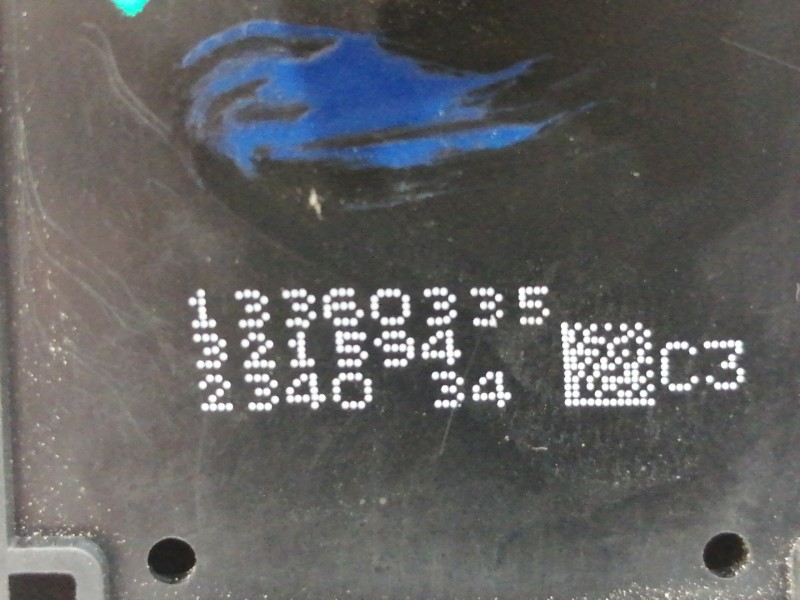 Recambio de mando elevalunas delantero izquierdo para opel adam glam ecoflex referencia OEM IAM 13360335 321594 