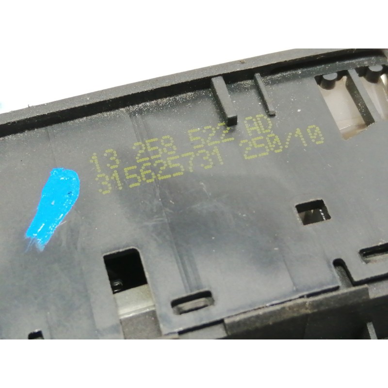 Recambio de mando elevalunas delantero izquierdo para opel corsa d innovation referencia OEM IAM 13258522AD 13258522 315625731