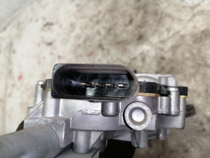 Recambio de motor limpia delantero para opel adam glam ecoflex referencia OEM IAM 13354342 367546129 