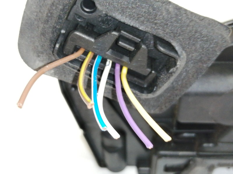 Recambio de cerradura puerta delantera izquierda para volkswagen golf vi (5k1) advance referencia OEM IAM 5K2837015  