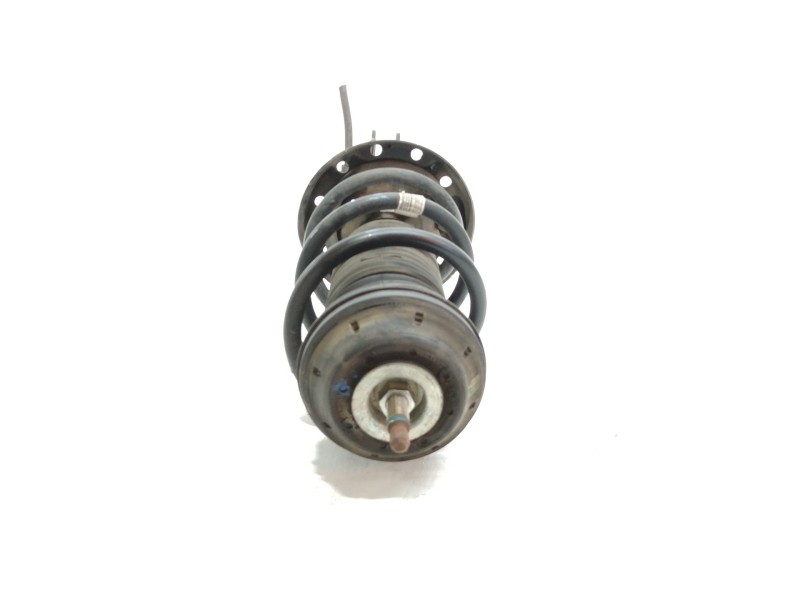 Recambio de amortiguador delantero derecho para opel adam glam ecoflex referencia OEM IAM 13408698  