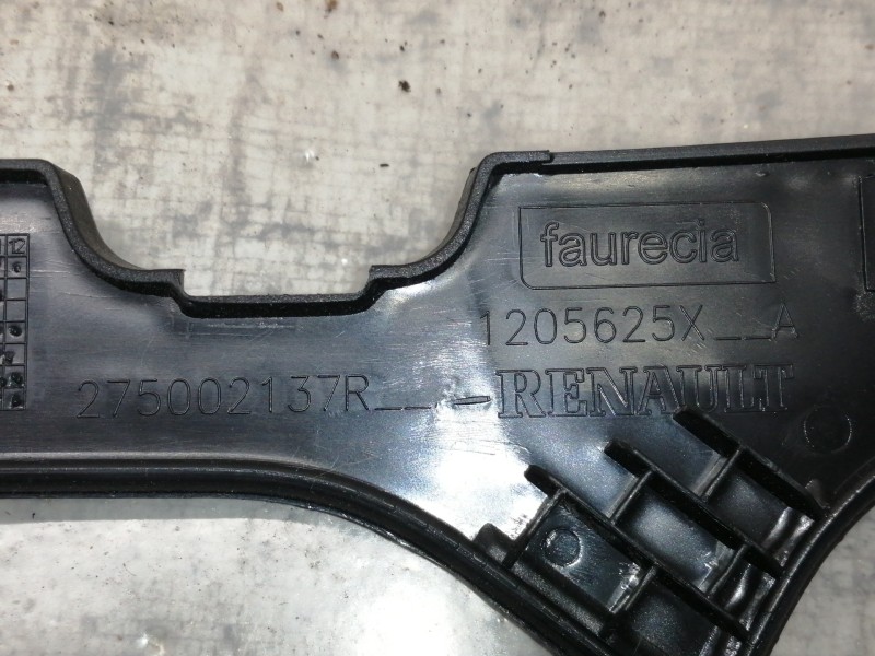 Recambio de mando multifuncion para dacia sandero stepway referencia OEM IAM 275002137R 1205625XA 