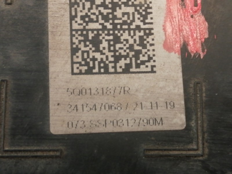 Recambio de deposito combustible para volkswagen golf vii lim. (bq1) advance referencia OEM IAM 5Q0131877R 5WA131877 341547068 1