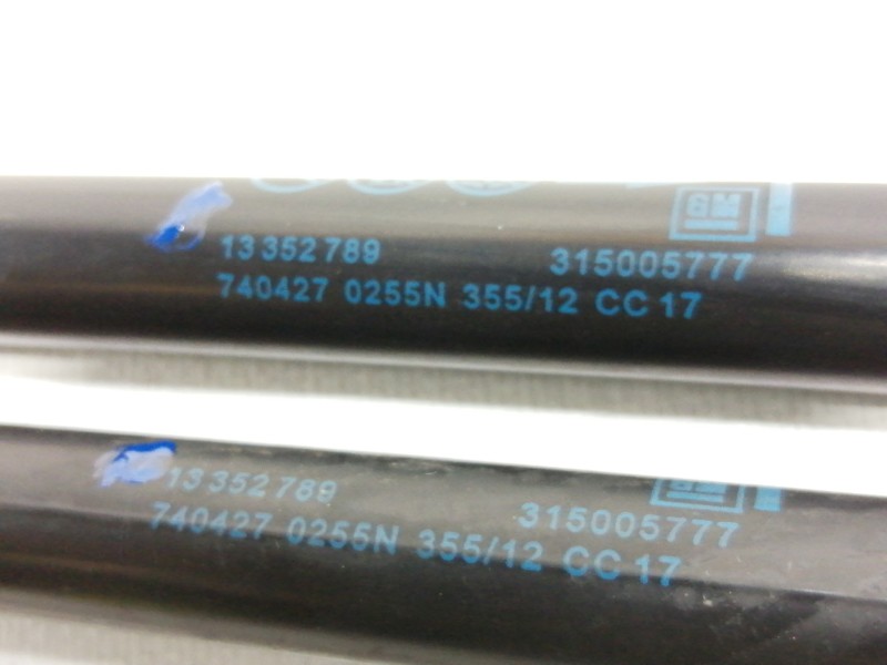 Recambio de amortiguadores maletero / porton para opel adam glam ecoflex referencia OEM IAM 13352789  