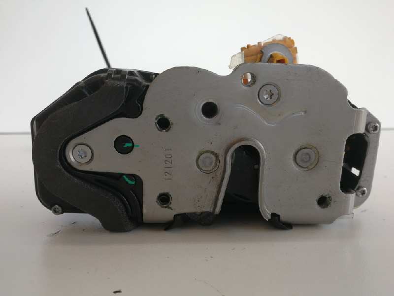 Recambio de cerradura puerta delantera derecha para opel adam glam ecoflex referencia OEM IAM 13579523  