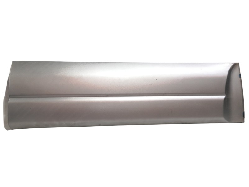 Recambio de moldura para suzuki grand vitara 5 puertas sq (ft) 2.0 td referencia OEM IAM 7768165DA1  