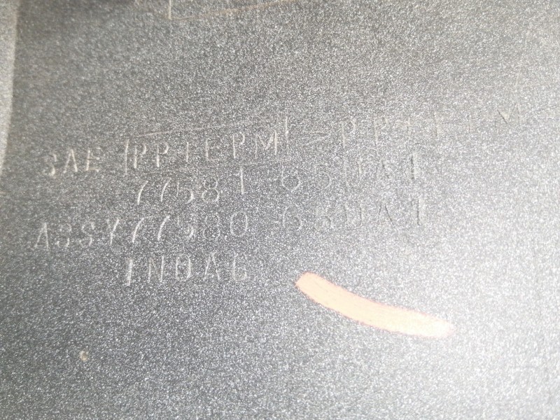 Recambio de moldura para suzuki grand vitara 5 puertas sq (ft) 2.0 td referencia OEM IAM 7758165DA1  