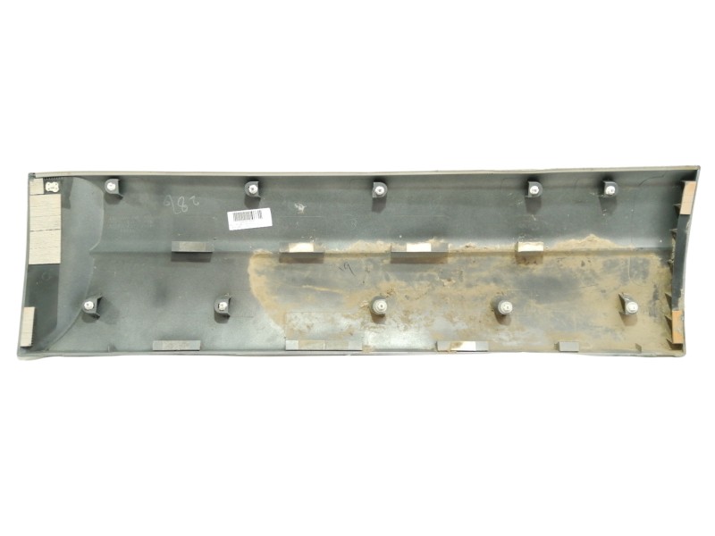 Recambio de moldura para suzuki grand vitara 5 puertas sq (ft) 2.0 td referencia OEM IAM 7758165DA1  