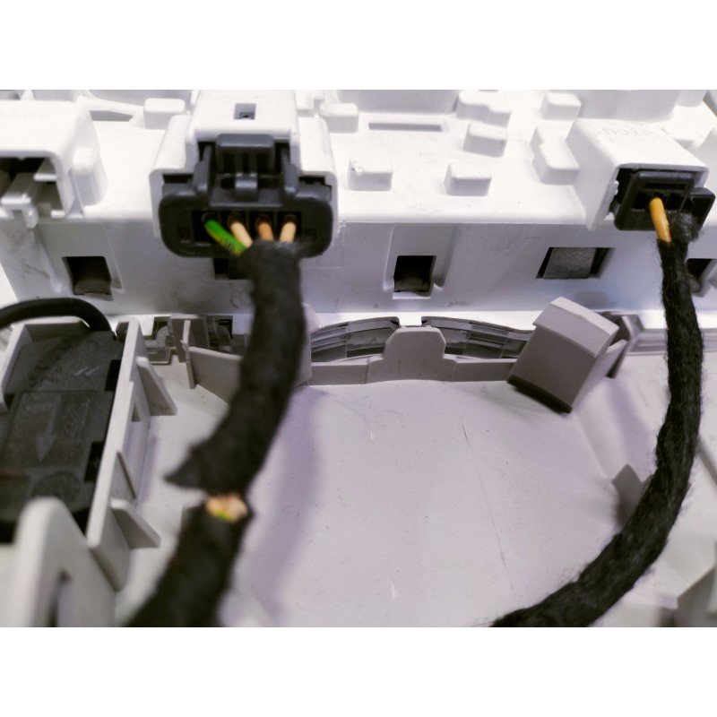 Recambio de luz interior para citroën c4 lim. business referencia OEM IAM 9807496180 2307142534 9671645977 9671646077 9671646577