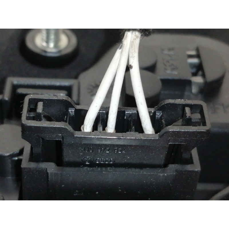 Recambio de piloto trasero izquierdo interior para volkswagen golf vi (5k1) advance referencia OEM IAM 5K0945259  