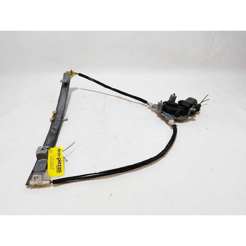 Recambio de elevalunas delantero izquierdo para renault clio ii fase i (b/cbo) 1.4 16v rxe b/c0l referencia OEM IAM 400733  