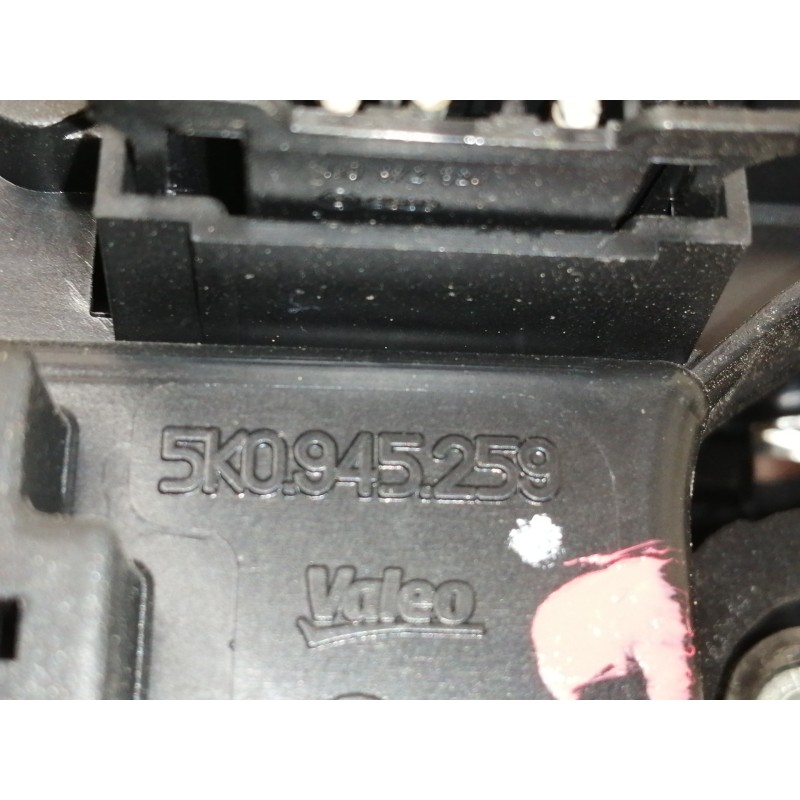 Recambio de piloto trasero izquierdo interior para volkswagen golf vi (5k1) advance referencia OEM IAM 5K0945259  