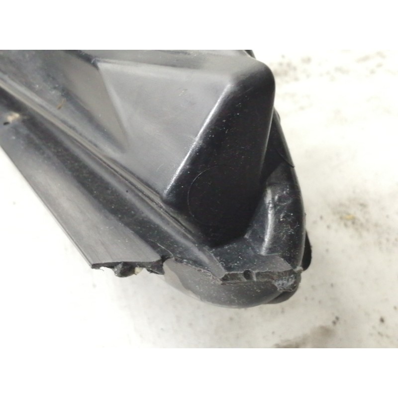 Recambio de faro izquierdo para kia cee´d drive referencia OEM IAM 92101A2XXX  NO FUNCIONA LUZ DE DIA