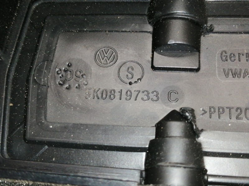 Recambio de rejilla aireadora para volkswagen golf vi (5k1) advance referencia OEM IAM 5K0819728  