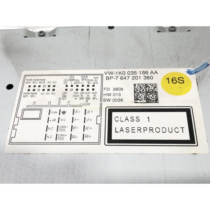 Recambio de sistema audio / radio cd para volkswagen golf vi (5k1) advance referencia OEM IAM 1K0035186AA  