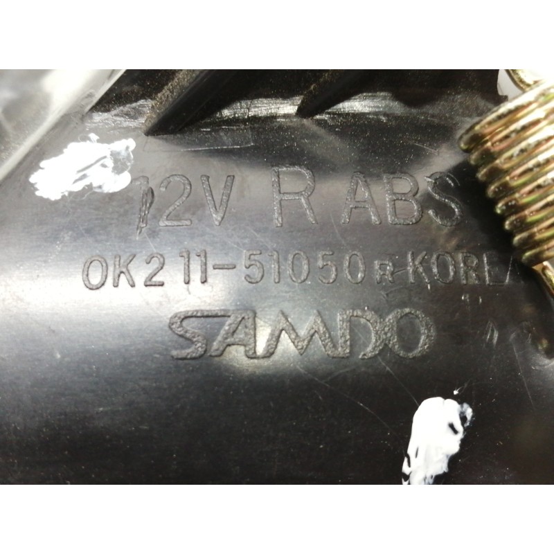 Recambio de piloto delantero derecho para kia sephia gtx referencia OEM IAM 0K21151050  