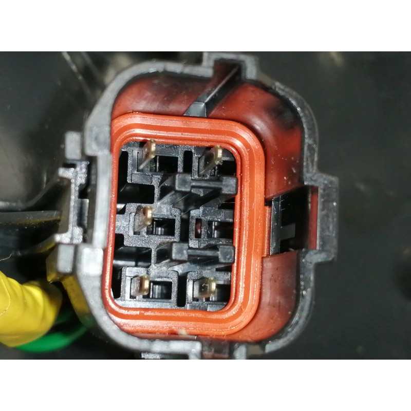 Recambio de piloto trasero izquierdo para kia joice ls referencia OEM IAM 92401M31  