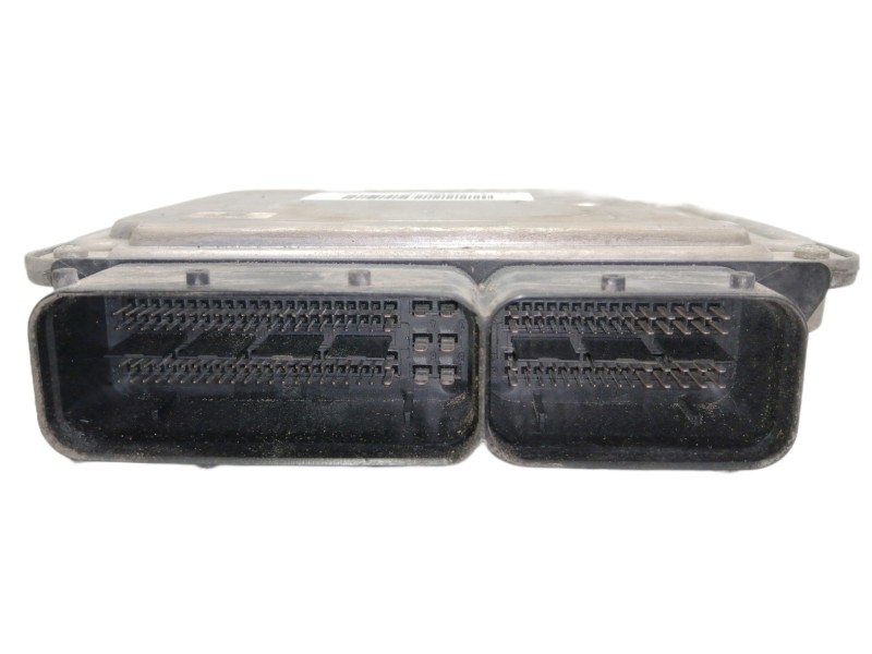 Recambio de centralita motor uce para opel vectra c berlina cosmo referencia OEM IAM 0281013408 1039S14418 55205633 