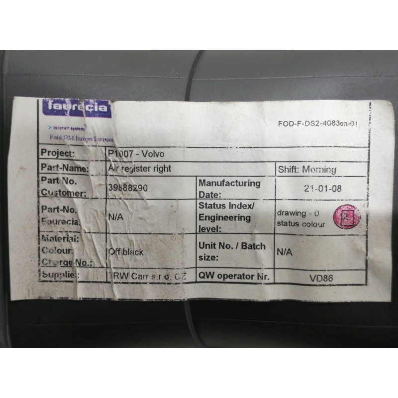 Recambio de rejilla aireadora para volvo c30 1.6 d kinetic referencia OEM IAM 39888290  DELANTERA DERECHA