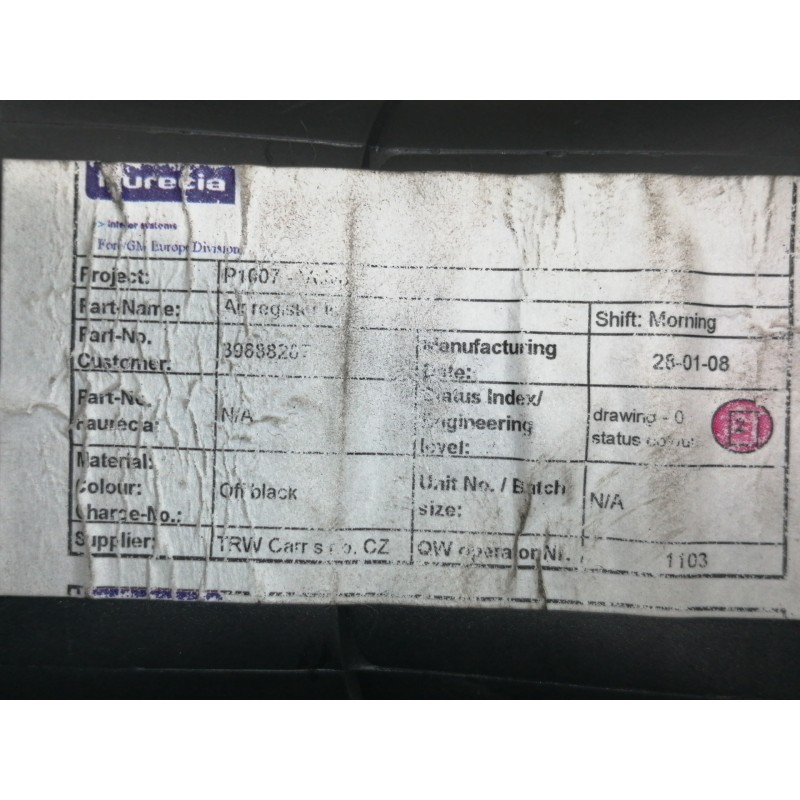 Recambio de rejilla aireadora para volvo c30 1.6 d kinetic referencia OEM IAM 39888287  DELANTERA IZQUIERDA