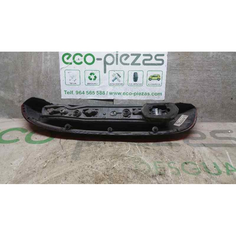 Recambio de piloto trasero derecho para opel corsa c 1.2 16v cat (z 12 xe / lw4) referencia OEM IAM 09114337 09114337 