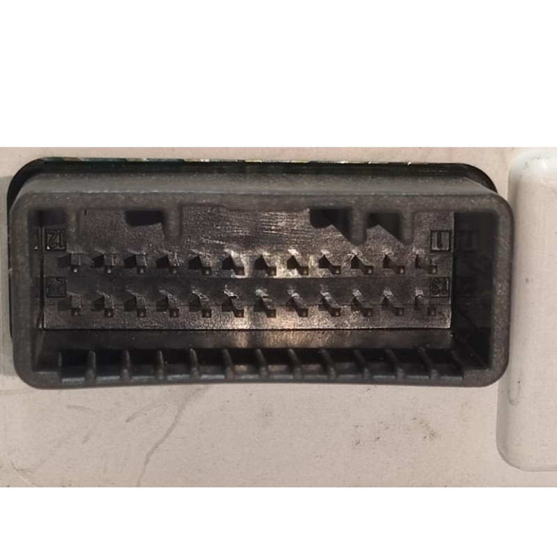 Recambio de pantalla multifuncion para renault megane ii coupe/cabrio authentique referencia OEM IAM 8200350498A  