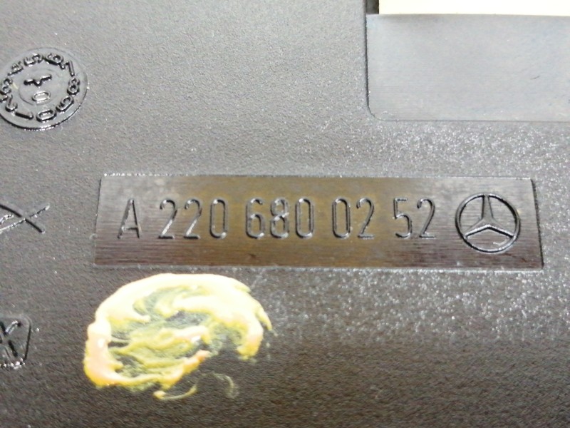 Recambio de cenicero para mercedes-benz clase s (w220) berlina 320 cdi (220.026) referencia OEM IAM A2206800252  