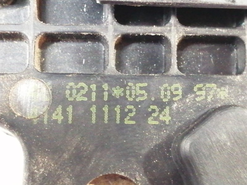 Recambio de cerradura puerta delantera izquierda para mercedes-benz clase c (w202) berlina 230 compressor (202.024) referencia O