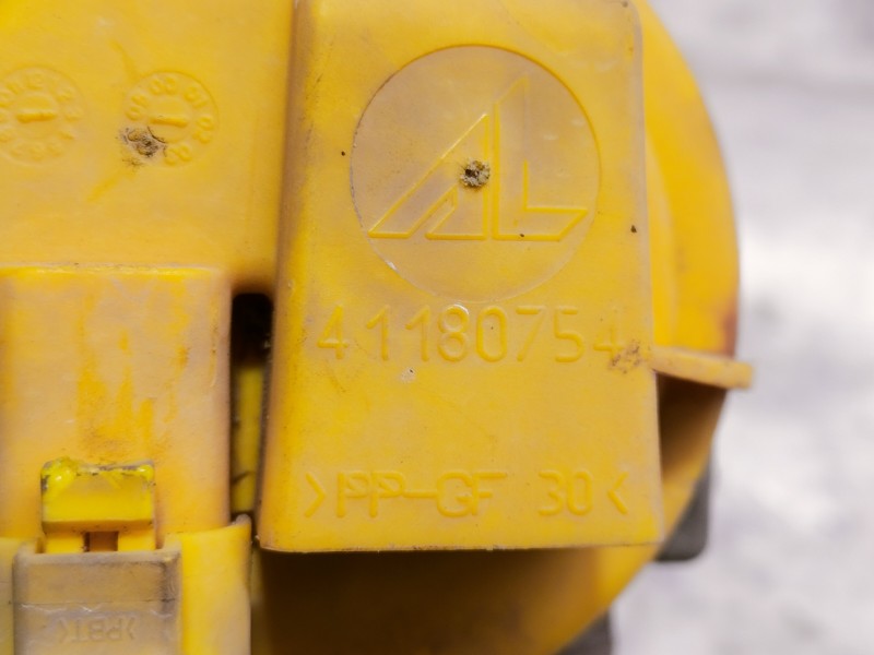 Recambio de faro antiniebla derecho para citroën xsara coupe 1.6 16v premier referencia OEM IAM 41180754  