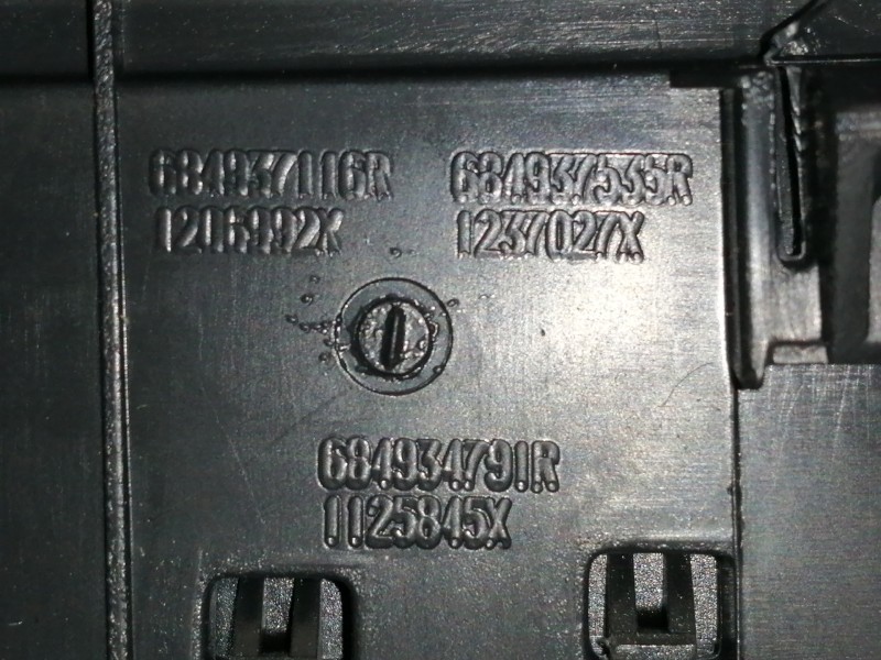 Recambio de mando luces para dacia sandero stepway referencia OEM IAM 684937116R 684937535R 1206992X