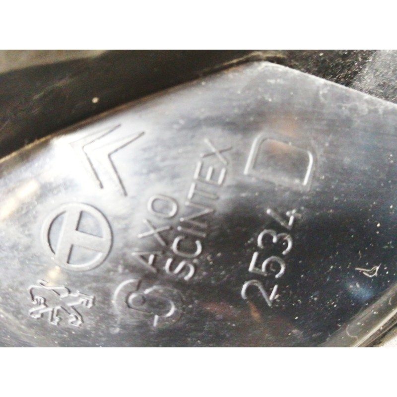 Recambio de piloto trasero derecho para citroën xsara coupe 1.6 16v premier referencia OEM IAM 2534D  