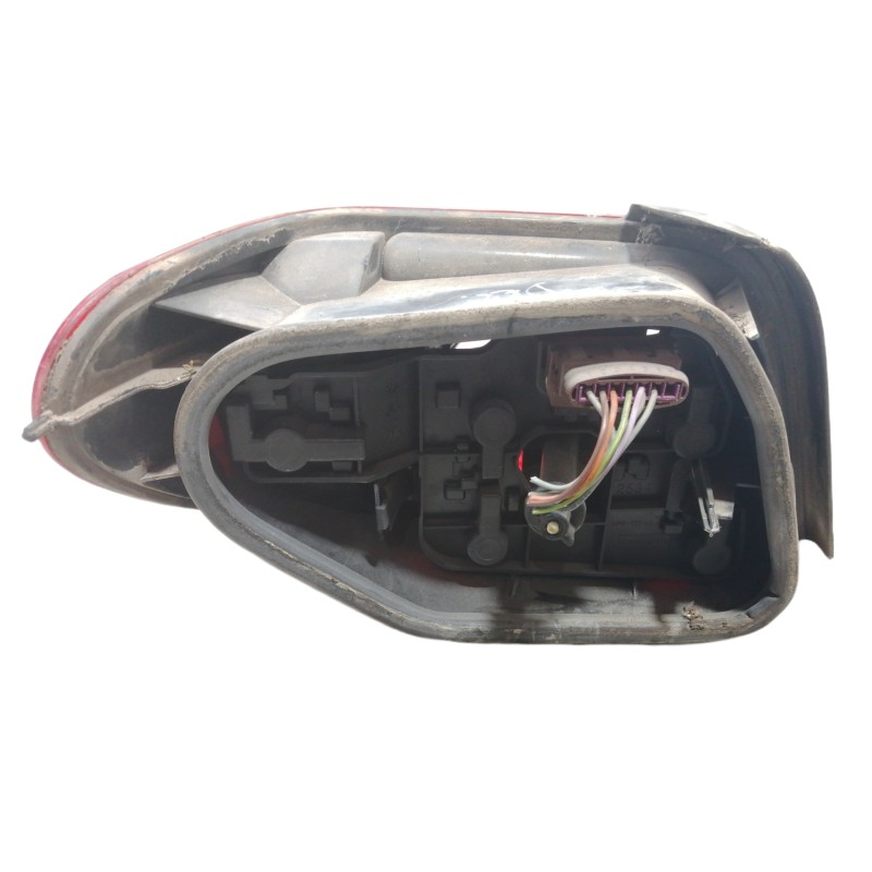 Recambio de piloto trasero derecho para citroën xsara coupe 1.6 16v premier referencia OEM IAM 2534D  