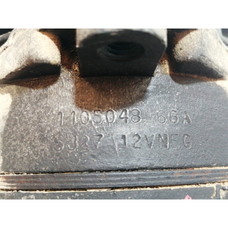 Recambio de alternador para jeep cherokee (xj) 2.5 jamboree referencia OEM IAM 1105048  