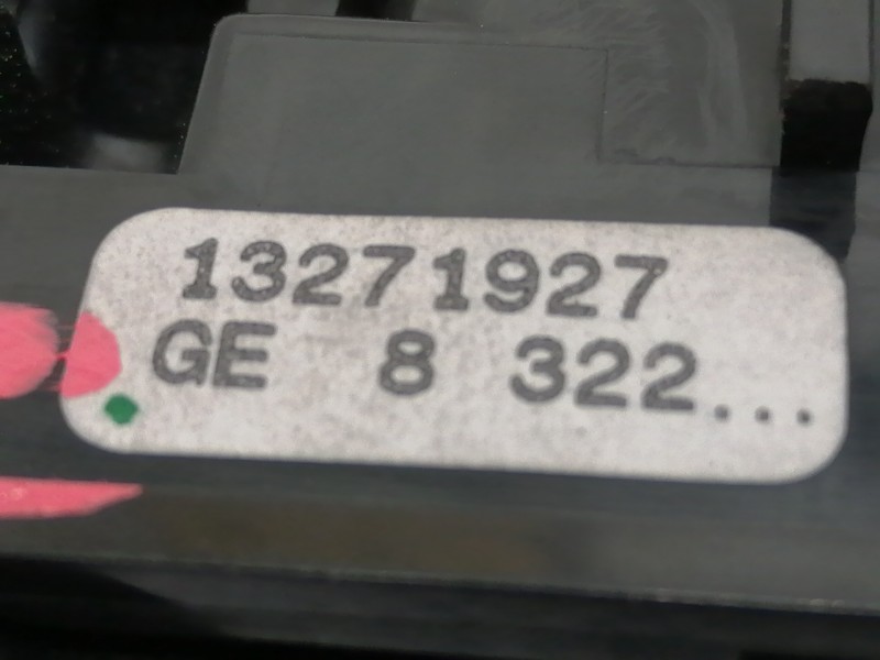 Recambio de warning para opel insignia berlina cosmo referencia OEM IAM 13271927  