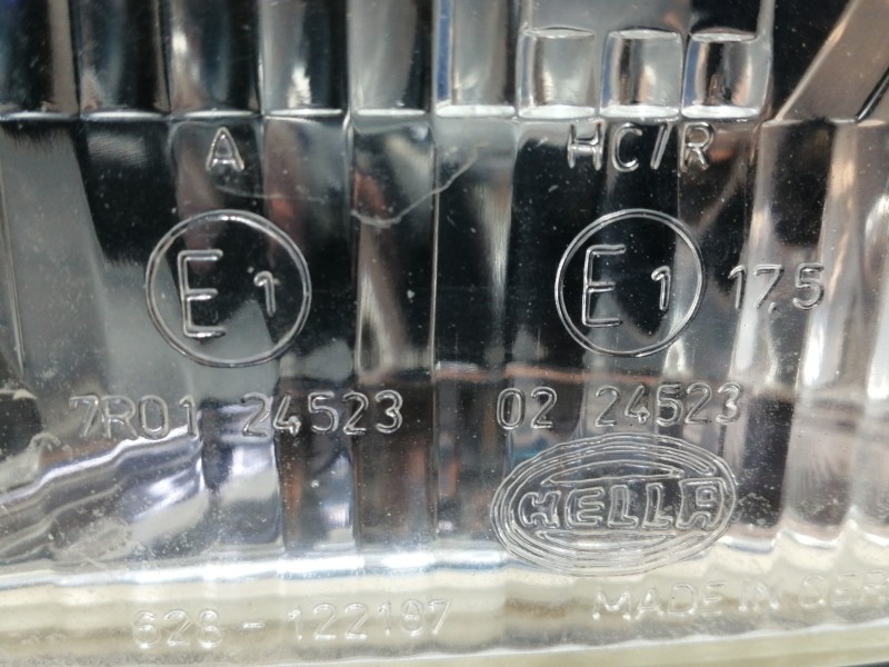 Recambio de faro izquierdo para jeep cherokee (xj) 2.5 jamboree referencia OEM IAM 0234548  PIONER