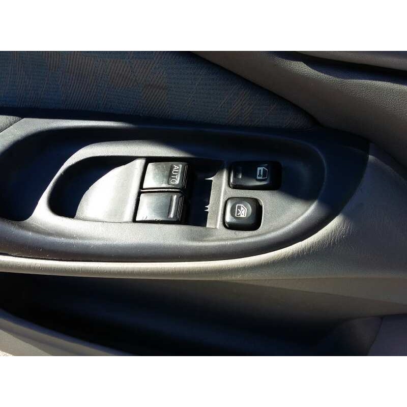 Recambio de mando elevalunas delantero izquierdo para nissan almera (n16/e) acenta referencia OEM IAM   