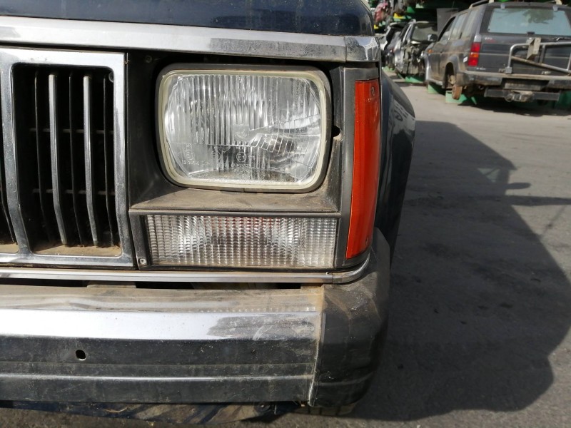 Recambio de faro izquierdo para jeep cherokee (xj) 2.5 jamboree referencia OEM IAM 0234548  PIONER