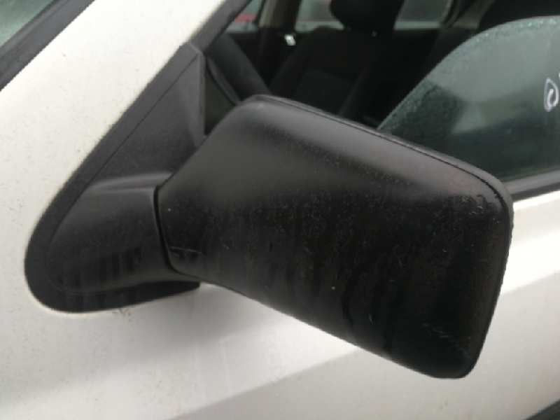 Recambio de retrovisor izquierdo para volkswagen golf iii berlina (1h1) cl referencia OEM IAM   