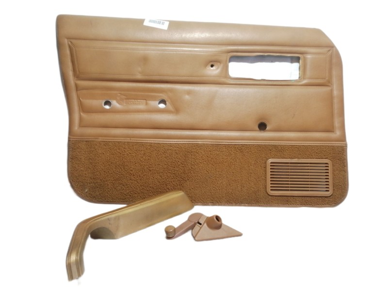 Recambio de guarnecido puerta delantera izquierda para jeep cherokee (xj) 2.5 jamboree referencia OEM IAM PIONER SF8935001575 