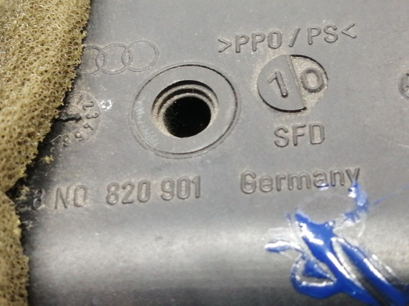 Recambio de rejilla aireadora para audi tt (8n3/8n9) 1.8 t coupe (132kw) referencia OEM IAM 8N0820901  