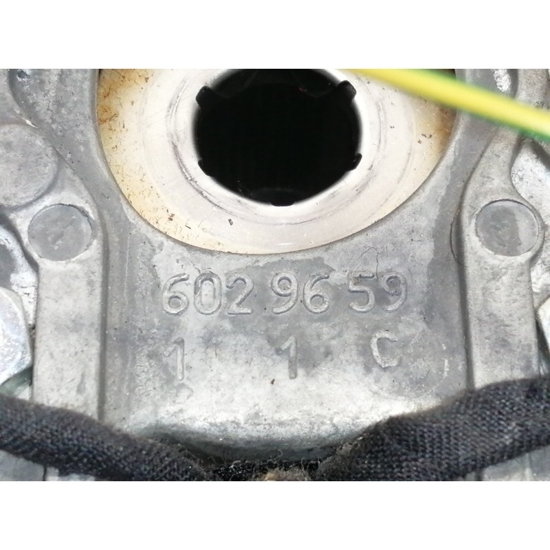 Recambio de volante para citroën c4 berlina 1.6 16v hdi referencia OEM IAM 96591807ZD  