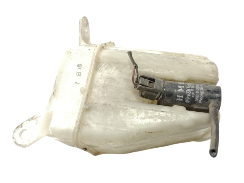 Recambio de deposito limpia para kia rio ipanema berlina referencia OEM IAM   