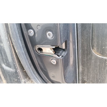 CERRADURA PUERTA DELANTERA IZQUIERDA 