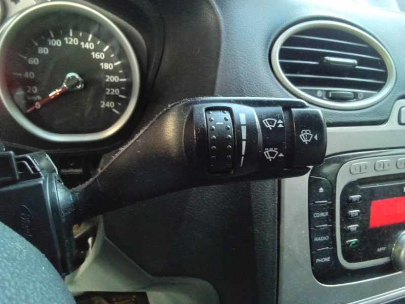 Recambio de mando limpia para ford focus lim. (cb4) titanium referencia OEM IAM 17D940  