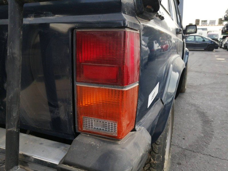 Recambio de piloto trasero derecho para jeep cherokee (xj) 2.5 jamboree referencia OEM IAM SF8956000120  PIONER