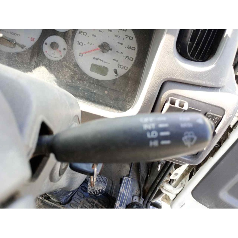 Recambio de mando limpia para nissan cabstar e tl referencia OEM IAM 2605G 6 PINES 